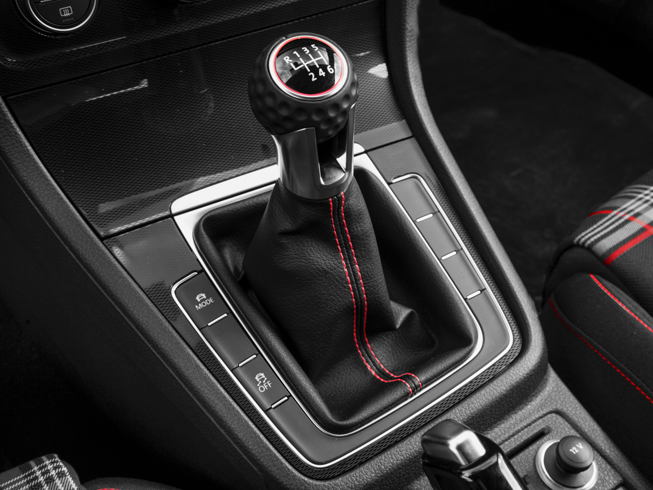 2017 Volkswagen Golf GTI S