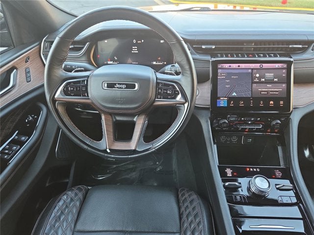 2023 Jeep Grand Cherokee Summit