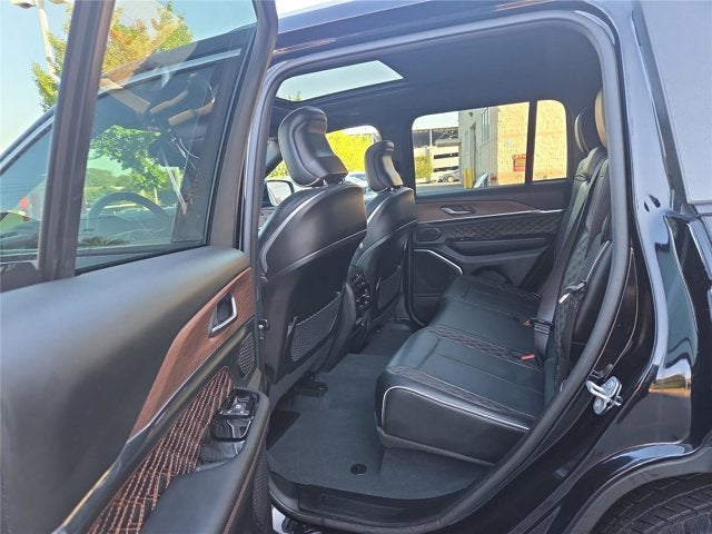 2023 Jeep Grand Cherokee Summit