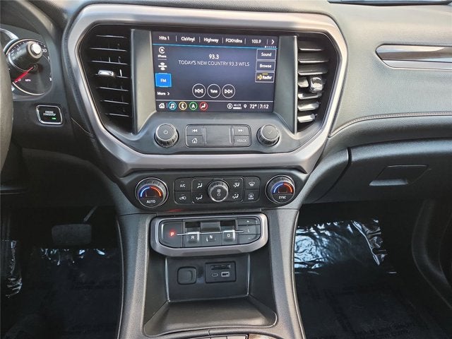 2021 GMC Acadia AT4