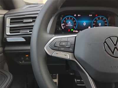 2026 Volkswagen Atlas Cross Sport 2.0T SEL R-Line Black