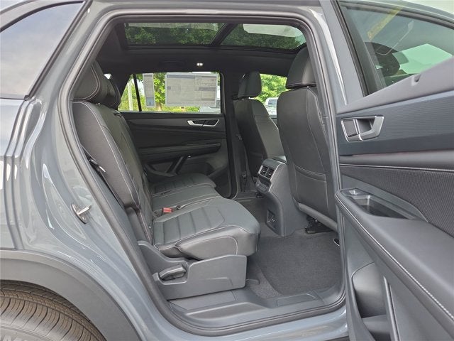 2026 Volkswagen Atlas Cross Sport 2.0T SEL R-Line Black