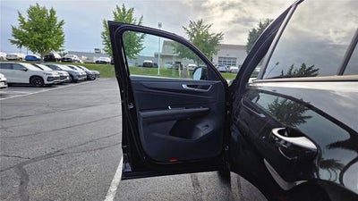 2026 Volkswagen Atlas Cross Sport 2.0T SEL R-Line Black
