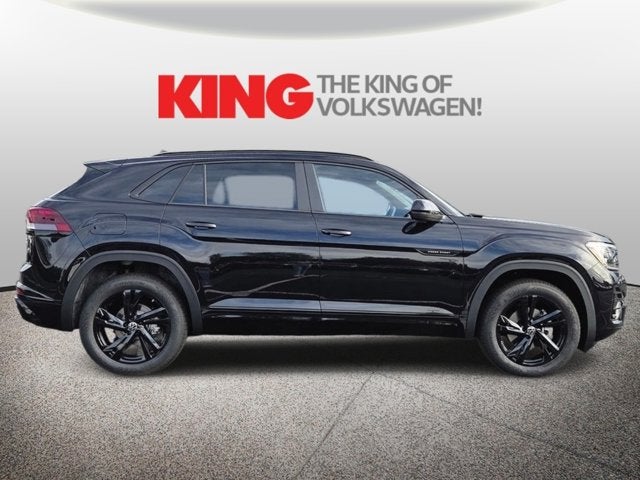 2026 Volkswagen Atlas Cross Sport 2.0T SEL R-Line Black