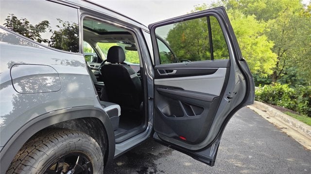 2026 Volkswagen Atlas 2.0T Peak Edition