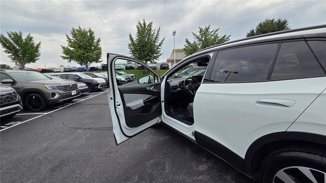2023 Volkswagen ID.4 Pro
