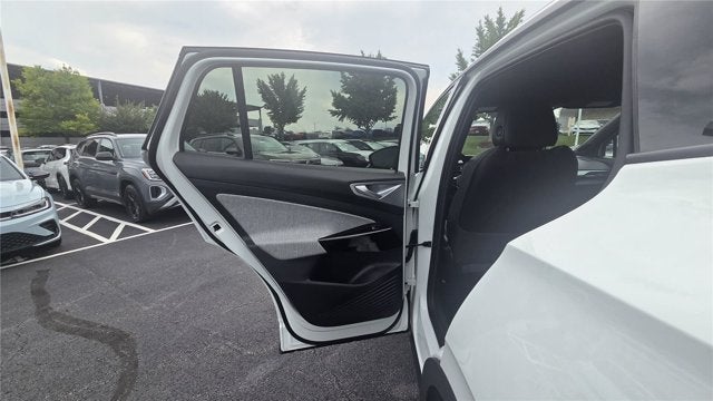 2023 Volkswagen ID.4 Pro
