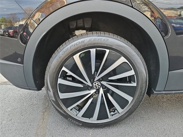 2025 Volkswagen ID.4 Pro