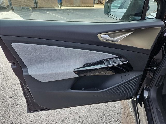 2025 Volkswagen ID.4 Pro