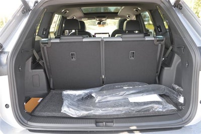 2027 Volkswagen Atlas SEL Premium R-Line