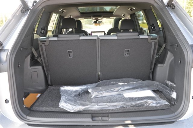 2027 Volkswagen Atlas SEL Premium R-Line