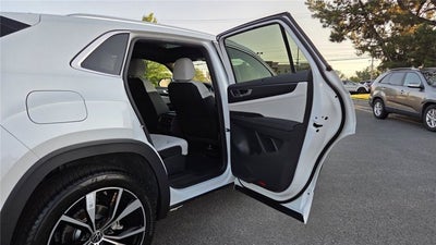 2026 Volkswagen Atlas Cross Sport 2.0T SEL Premium R-Line