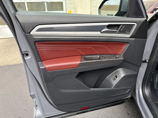 2022 Volkswagen Atlas Cross Sport 3.6L V6 SEL Premium R-Line