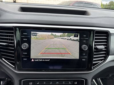 2022 Volkswagen Atlas Cross Sport 3.6L V6 SEL Premium R-Line