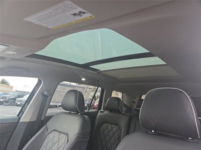 2026 Volkswagen Atlas 2.0T SEL Premium R-Line