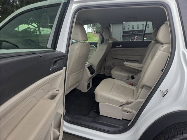 2023 Volkswagen Atlas 2.0T SE w/Technology