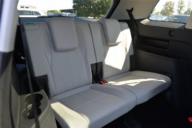 2027 Volkswagen Atlas SE w/Technology