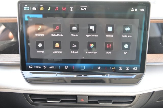 2027 Volkswagen Atlas SE w/Technology