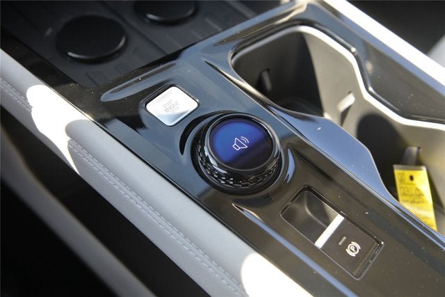 2027 Volkswagen Atlas SE w/Technology