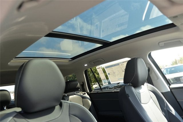 2027 Volkswagen Atlas SE w/Technology