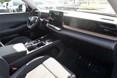 2027 Volkswagen Atlas SE w/Technology