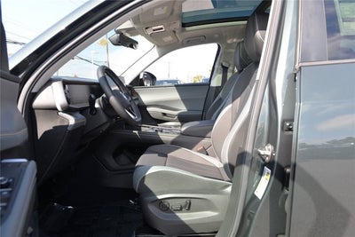 2027 Volkswagen Atlas SE w/Technology