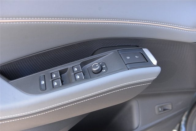 2027 Volkswagen Atlas SE w/Technology