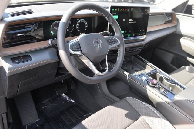 2027 Volkswagen Atlas SE w/Technology