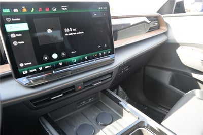 2027 Volkswagen Atlas SE w/Technology