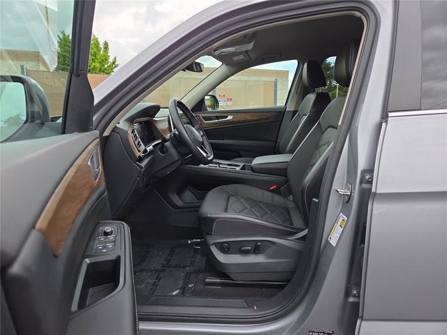 2024 Volkswagen Atlas 2.0T SE