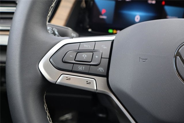 2024 Volkswagen Atlas 2.0T SE