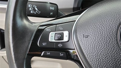 2019 Volkswagen Atlas 3.6L V6 SE w/Technology R-Line