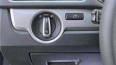 2013 Volkswagen Passat S