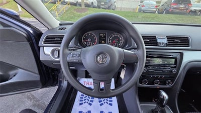 2013 Volkswagen Passat S