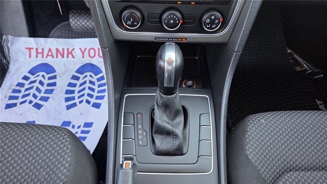 2013 Volkswagen Passat S