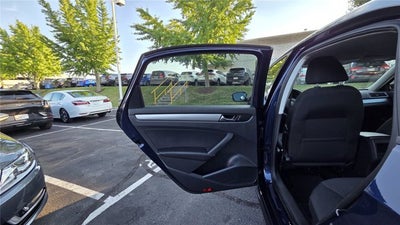 2013 Volkswagen Passat S