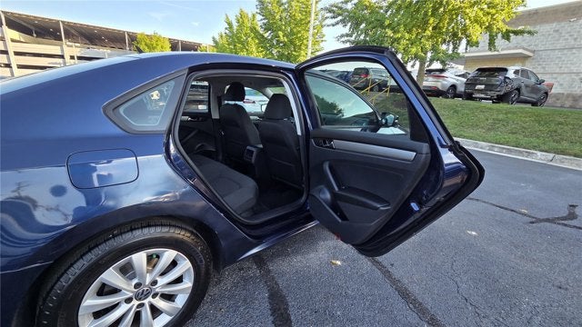2013 Volkswagen Passat S