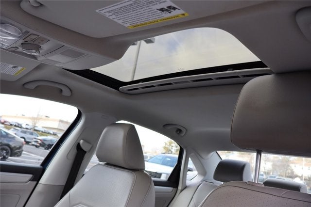 2019 Volkswagen Passat 2.0T Wolfsburg Edition