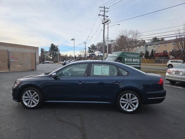 2019 Volkswagen Passat 2.0T Wolfsburg Edition