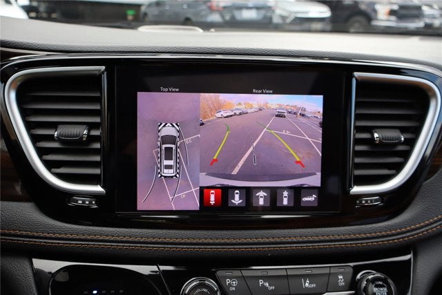 2021 Chrysler Pacifica Hybrid Pinnacle