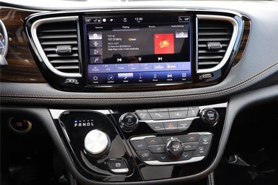 2021 Chrysler Pacifica Hybrid Pinnacle