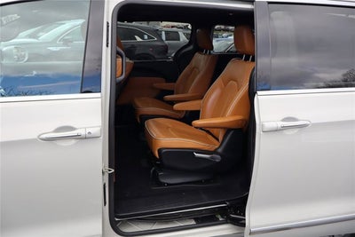 2021 Chrysler Pacifica Hybrid Pinnacle