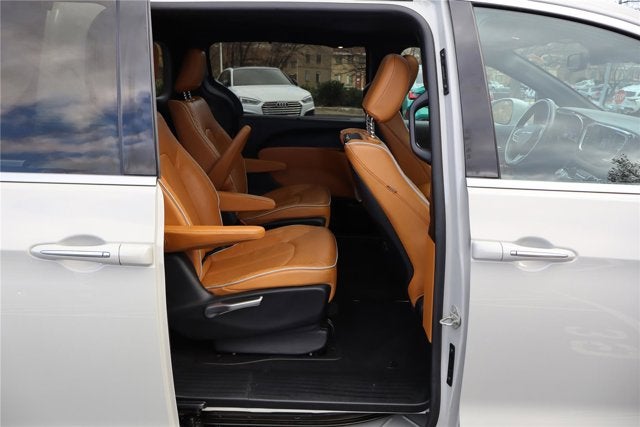 2021 Chrysler Pacifica Hybrid Pinnacle