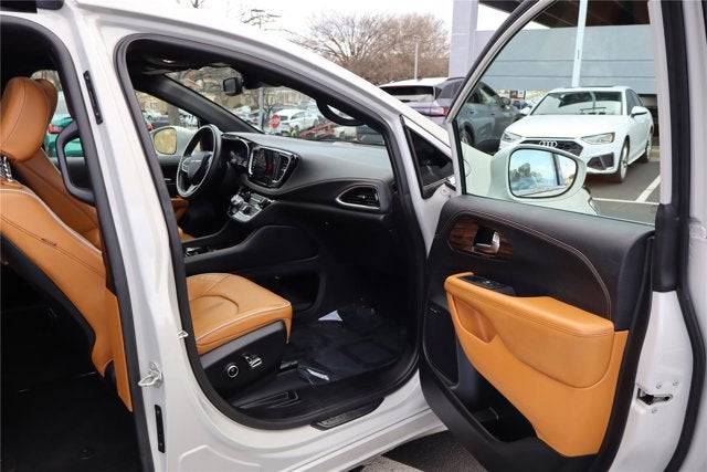 2021 Chrysler Pacifica Hybrid Pinnacle