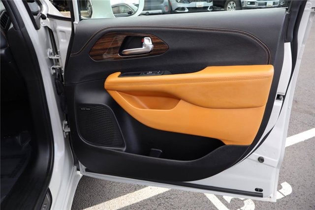 2021 Chrysler Pacifica Hybrid Pinnacle