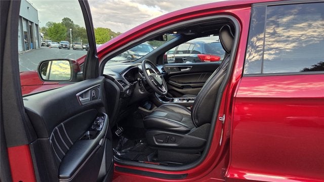 2020 Ford Edge ST