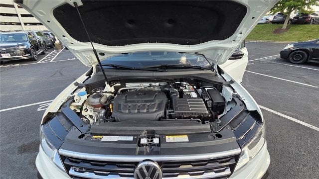 2021 Volkswagen Tiguan SE R-Line Black