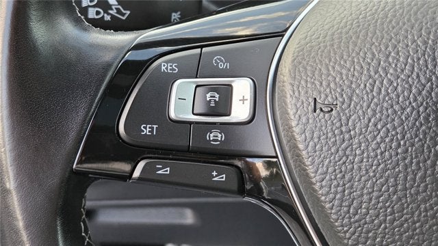 2021 Volkswagen Tiguan SE R-Line Black