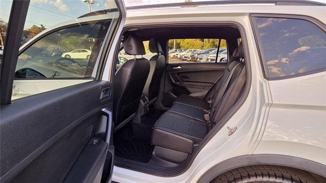 2021 Volkswagen Tiguan SE R-Line Black