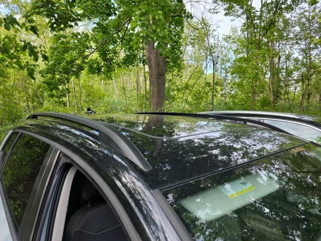 2025 Volkswagen Taos SE Black
